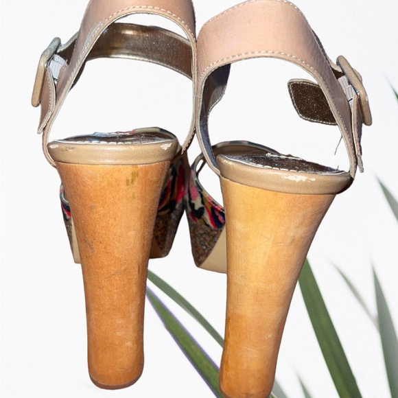 Steve Madden Jilly
Floral Glitter Platform size 10 - Picture 3 of 6